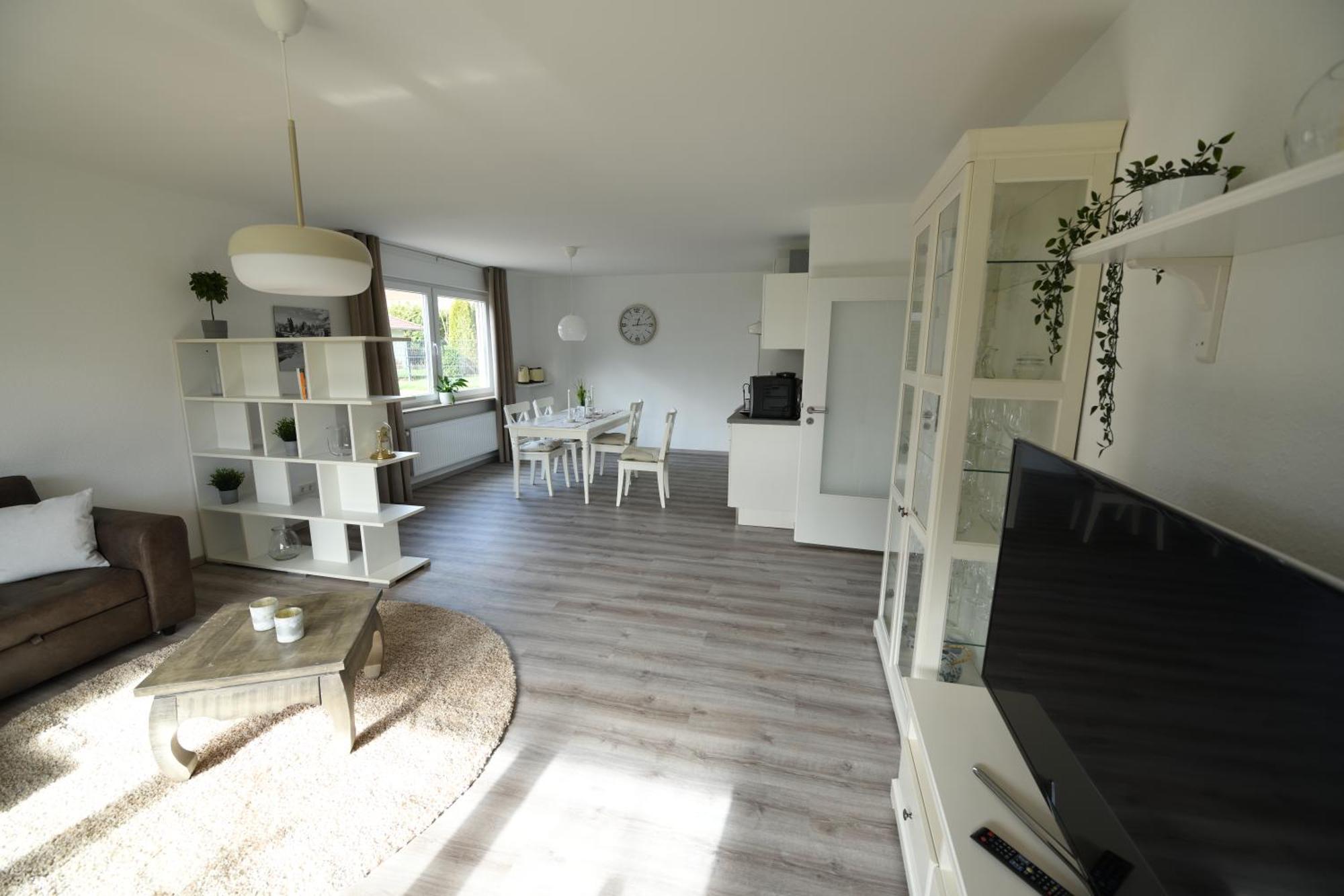Ferienwohnung Niestetal ภายนอก รูปภาพ