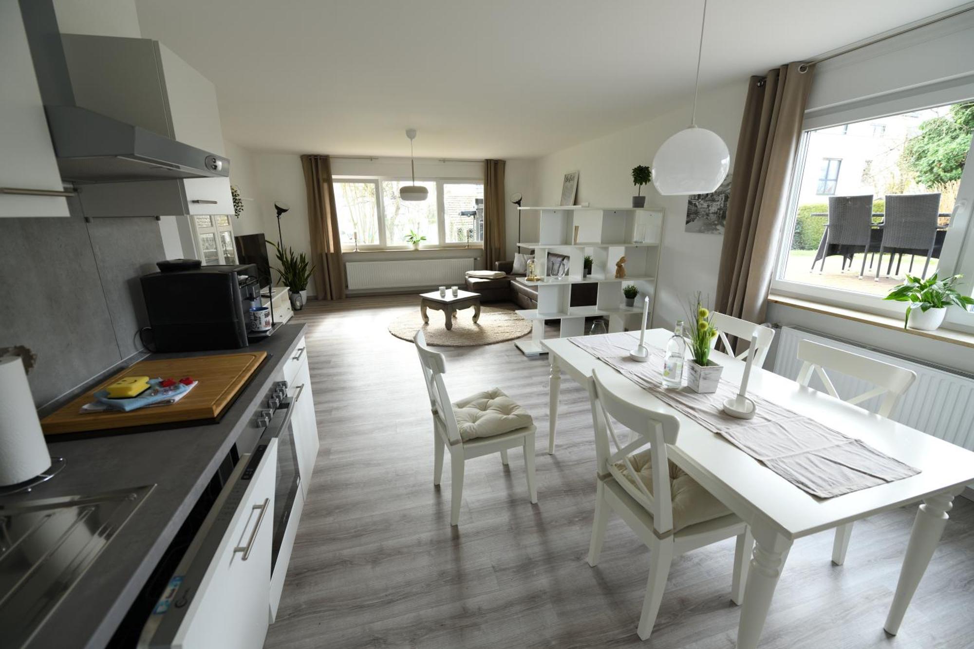 Ferienwohnung Niestetal ภายนอก รูปภาพ